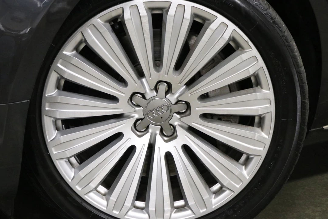2015 Audi D4 A8 - Image 12 of 12