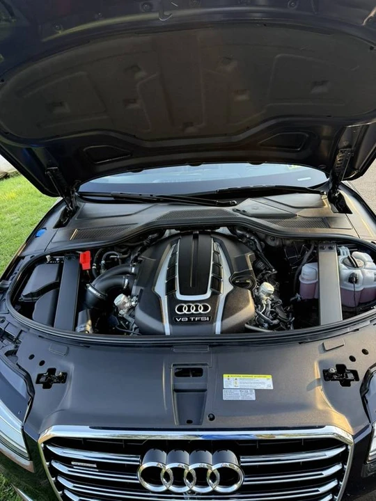 2015 Audi D4 A8 - Image 8 of 10