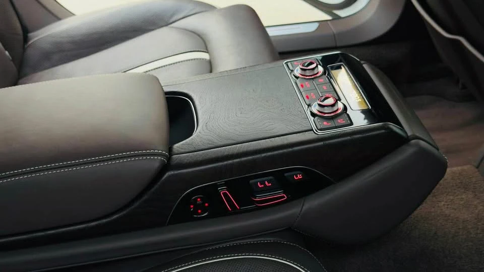 2015 Audi D4 A8 - Image 12 of 20