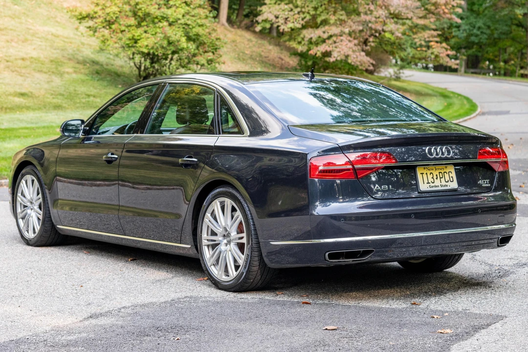 2015 Audi D4 A8 - Image 4 of 31