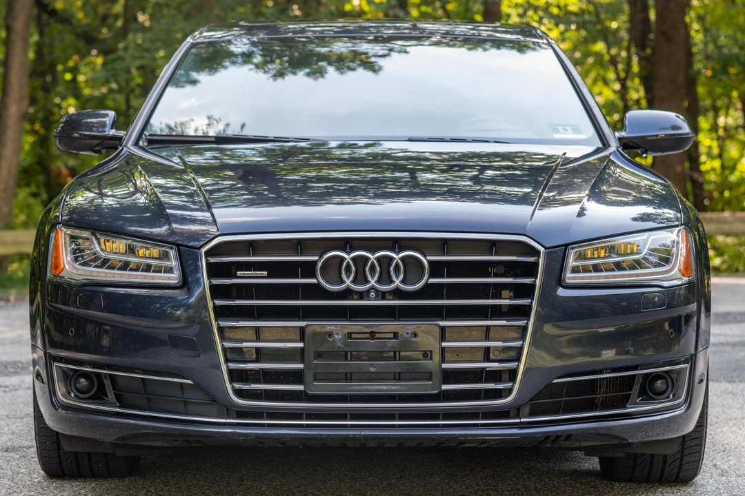 2015 Audi D4 A8 - Image 2 of 31