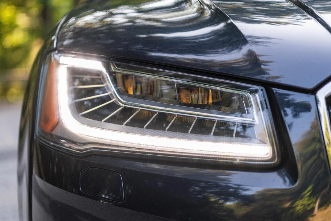 2015 Audi D4 A8 - Image 9 of 31