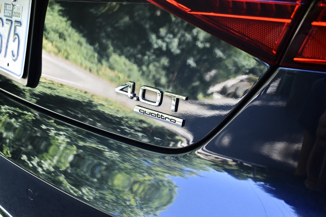 2015 Audi D4 A8 - Image 18 of 31