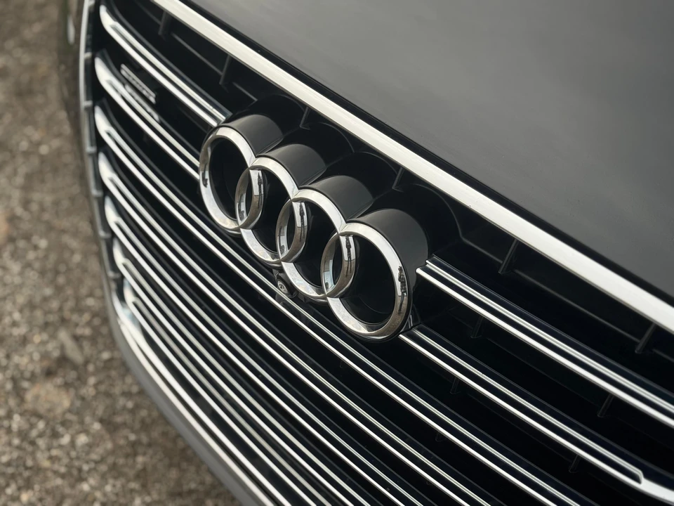 2015 Audi D4 A8 - Image 19 of 31