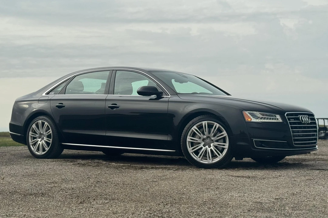 2015 Audi D4 A8 - Image 3 of 31