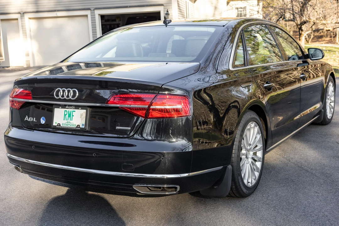 2015 Audi D4 A8 - Image 4 of 31