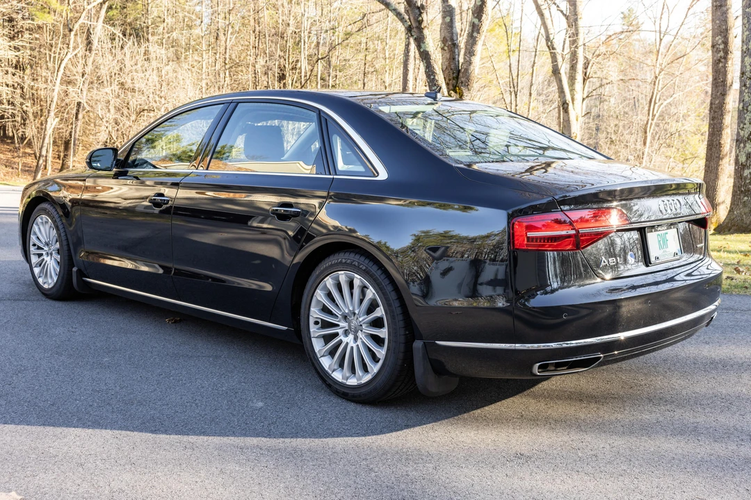 2015 Audi D4 A8 - Image 9 of 31