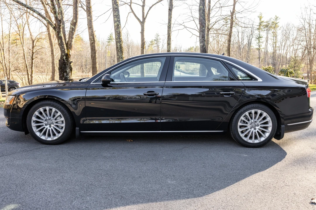 2015 Audi D4 A8 - Image 3 of 31