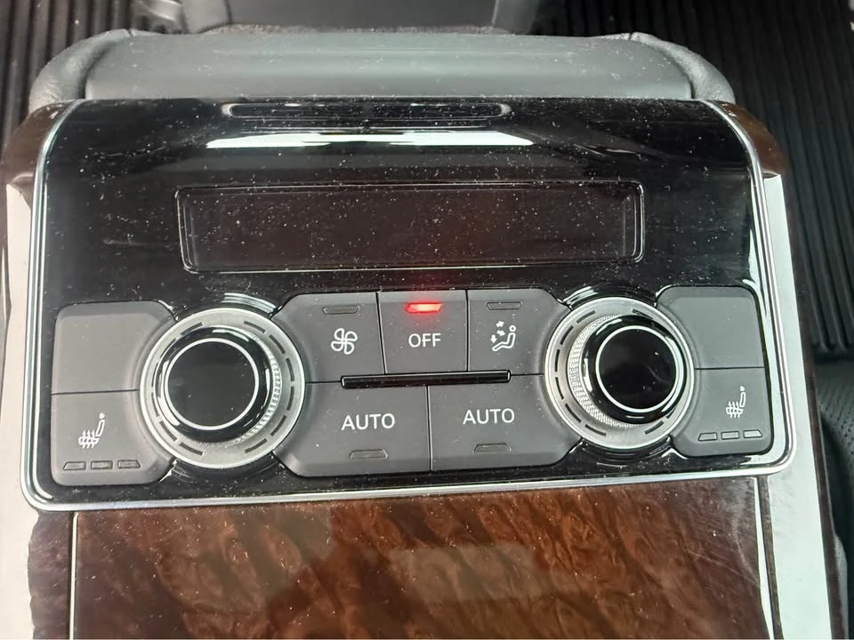 2015 Audi D4 A8 - Image 14 of 20