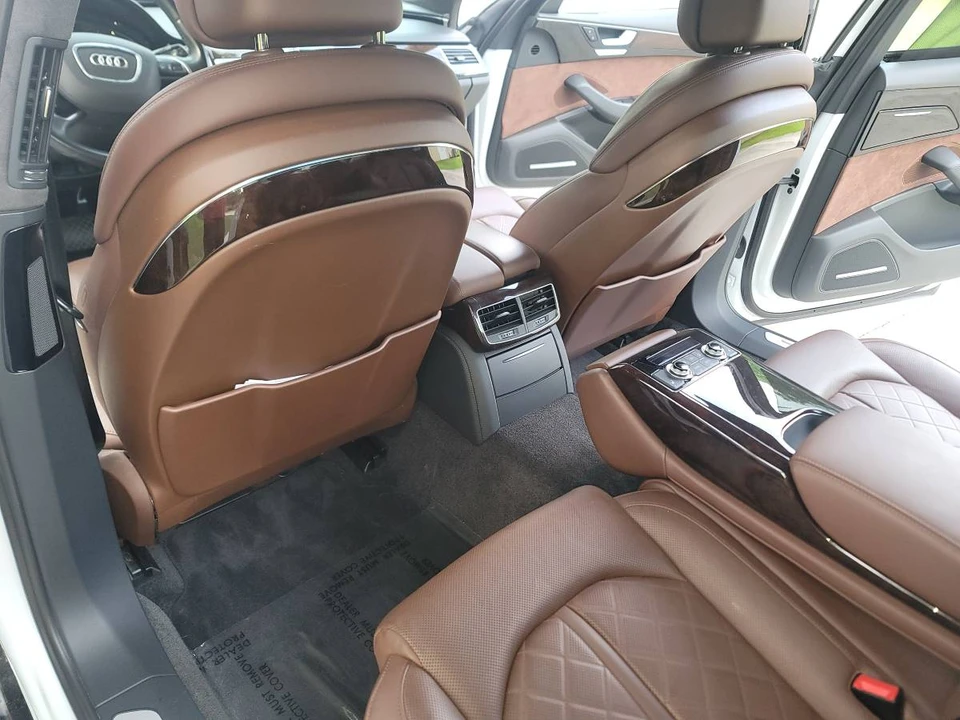 2015 Audi D4 A8 - Image 14 of 16