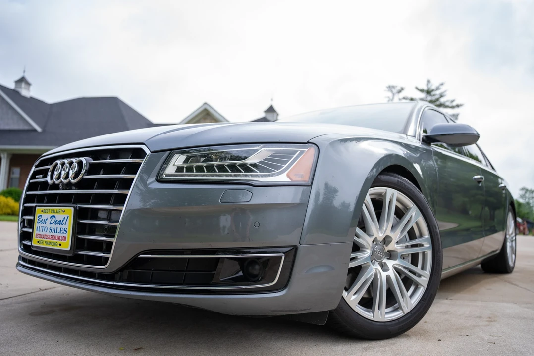 2015 Audi D4 A8 - Image 2 of 31