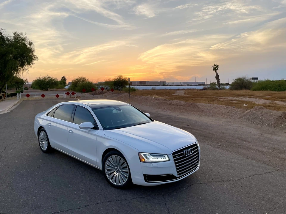 2015 Audi D4 A8 - Image 3 of 31