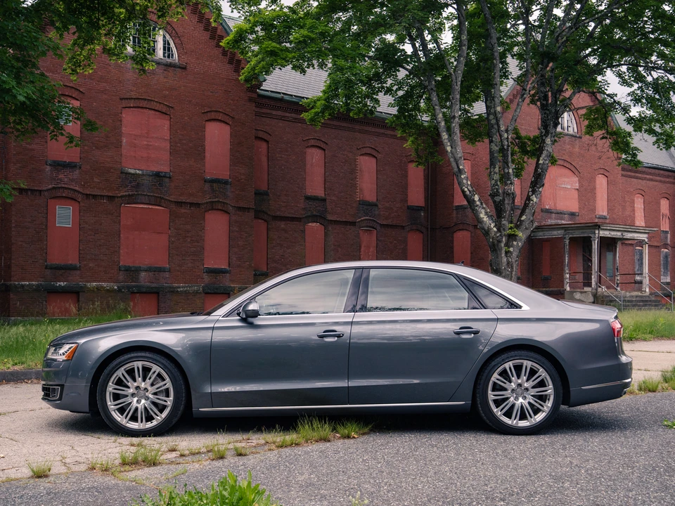 2015 Audi D4 A8 - Image 14 of 31