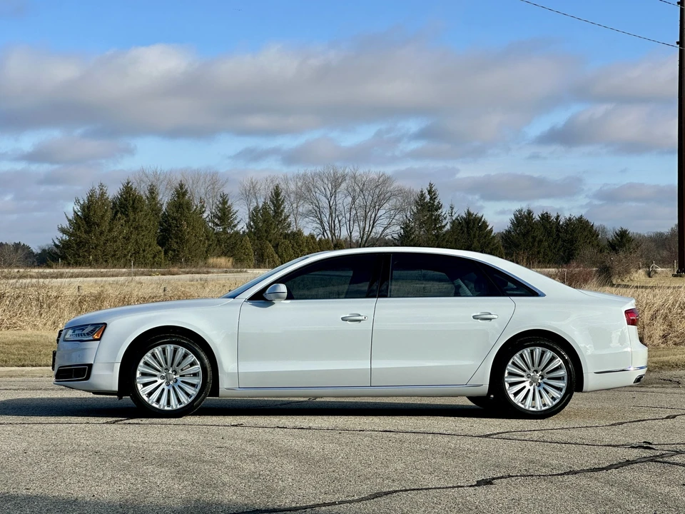 2015 Audi D4 A8 - Image 14 of 31
