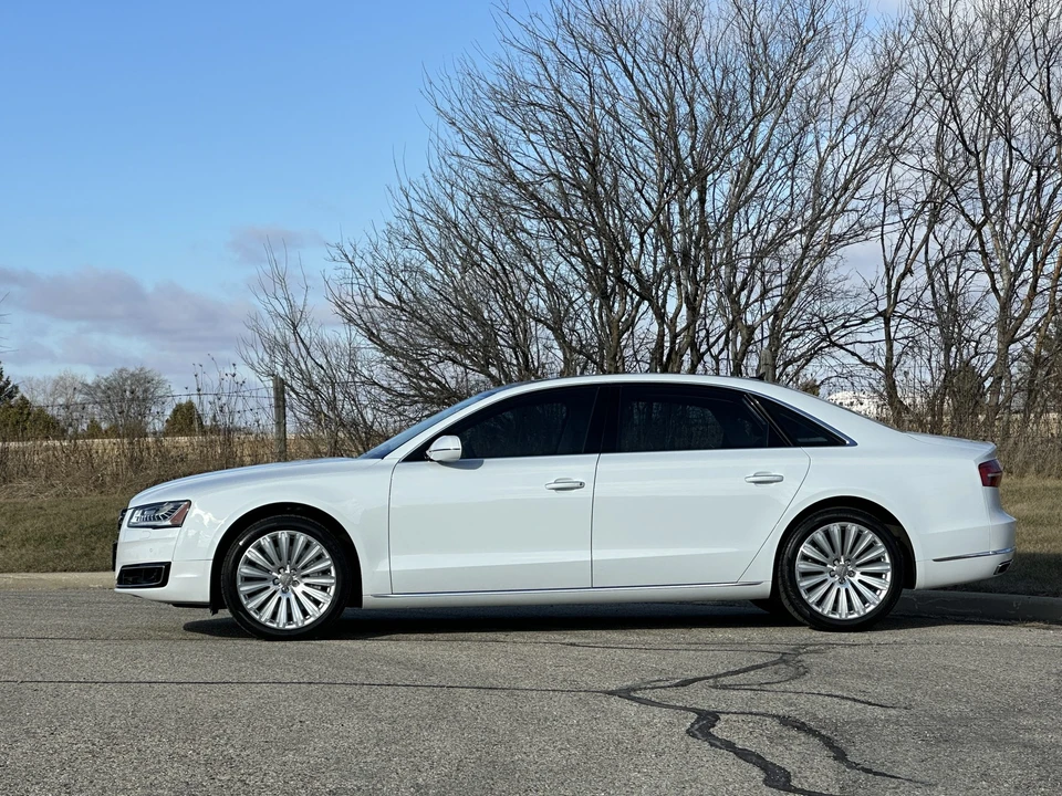 2015 Audi D4 A8 - Image 13 of 31