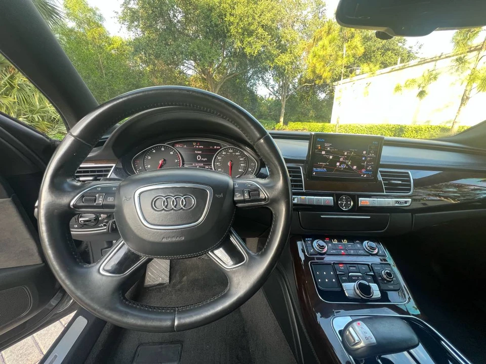 2015 Audi D4 A8 - Image 10 of 19