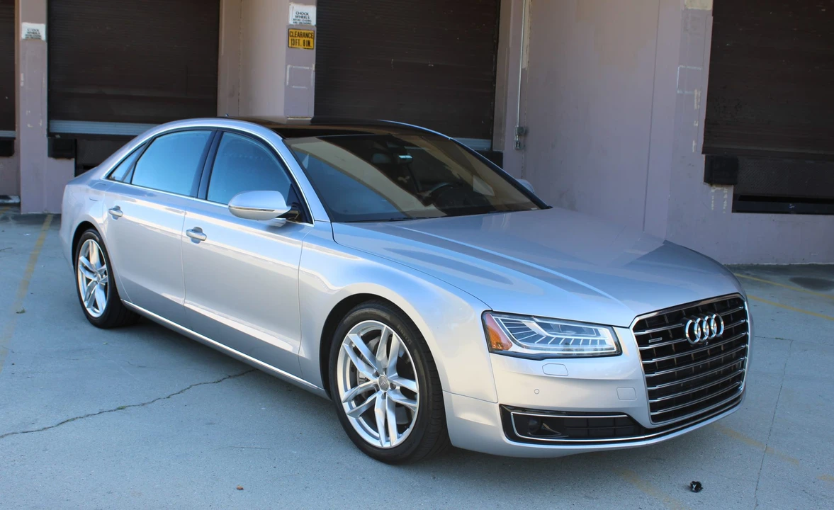 2015 Audi D4 A8 - Image 2 of 31