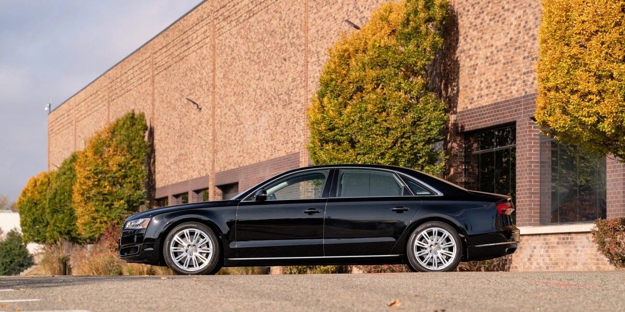 2015 Audi D4 A8 - Image 5 of 31