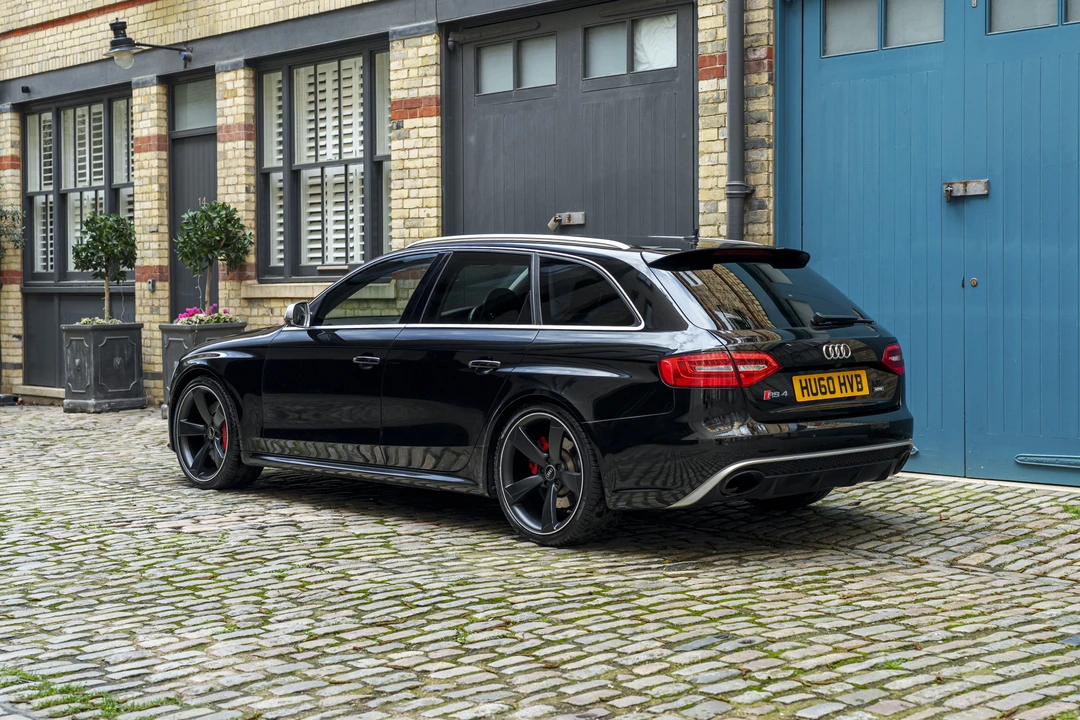 2015 Audi B8 RS4 - Image 5 of 21