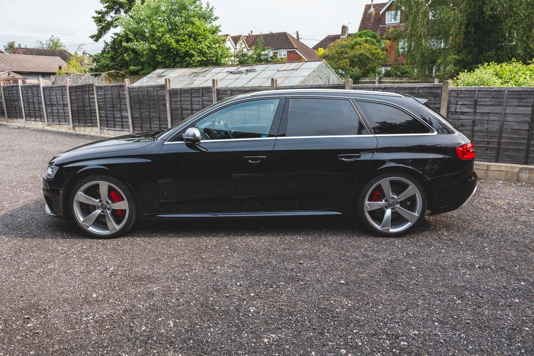 2015 Audi B8 RS4 - Image 4 of 31