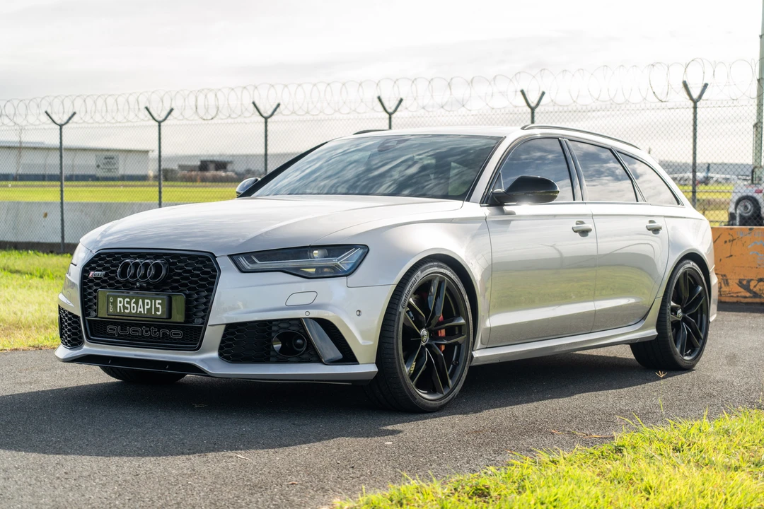 2015 Audi C7 RS6 - Image 11 of 31