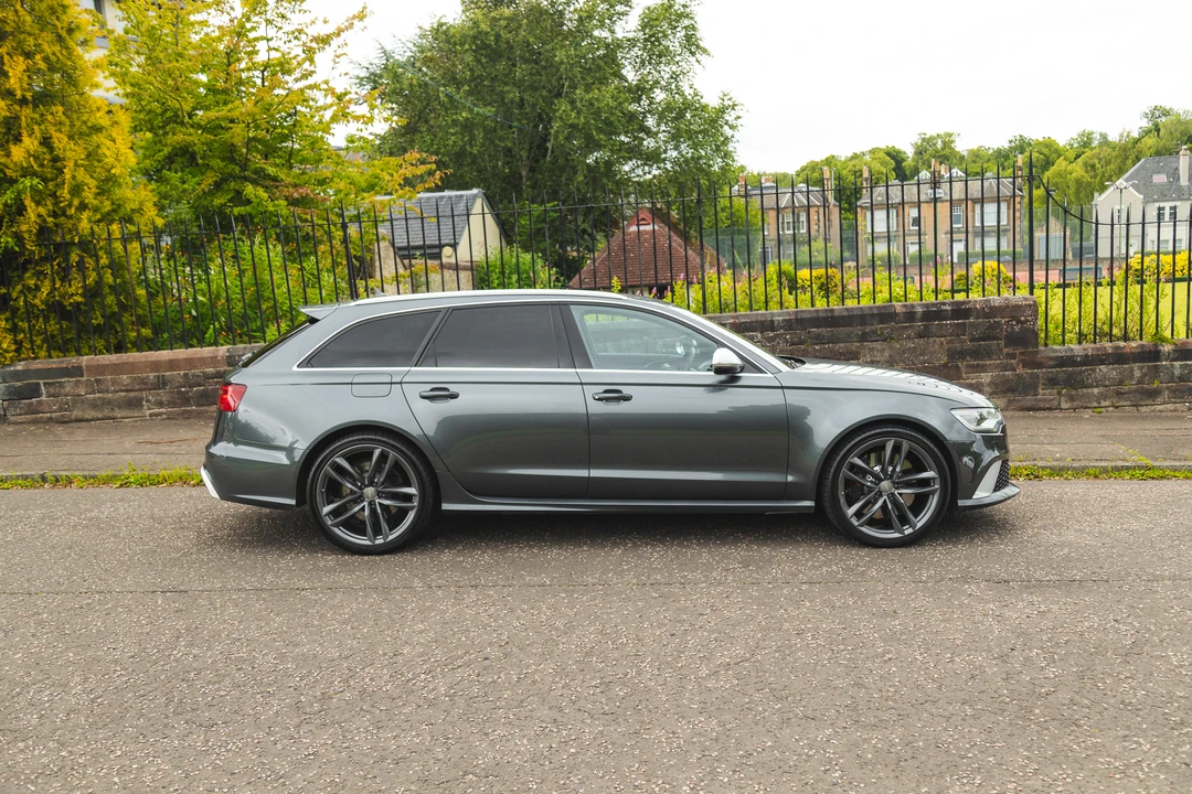 2015 Audi C7 RS6 - Image 12 of 31
