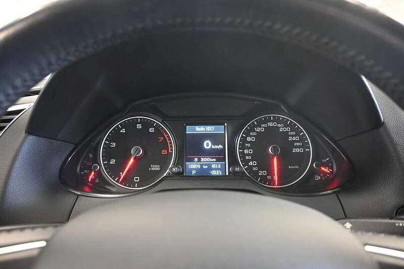 2015 Audi 8R Q5 - Image 10 of 20