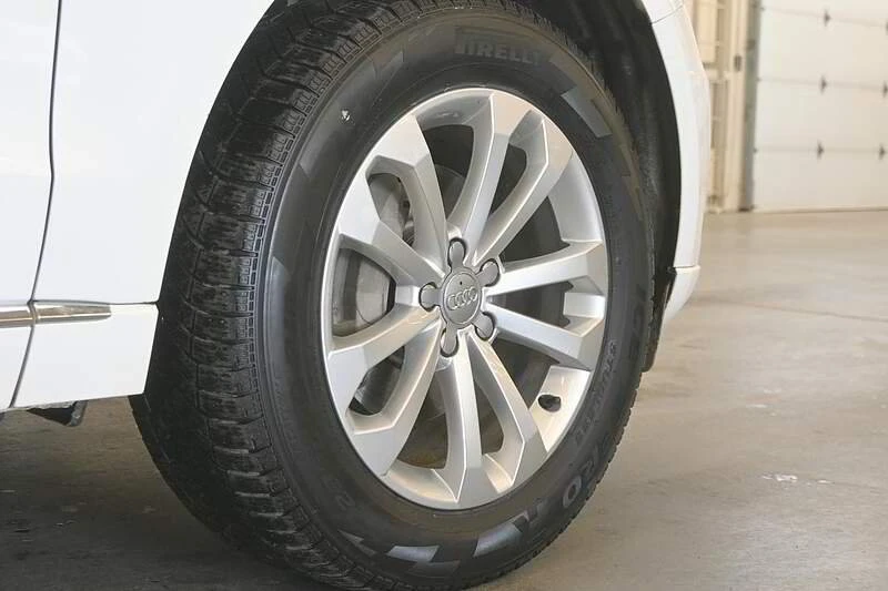 2015 Audi 8R Q5 - Image 8 of 20