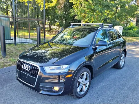 2015 Audi Q3 40 TFSI Premium Sport Utility 4D