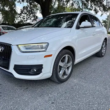 2015 Audi Q3 Premium Sport Utility 4D