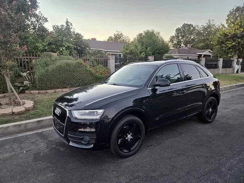 2015 Audi Q3 Premium Sport Utility 4D