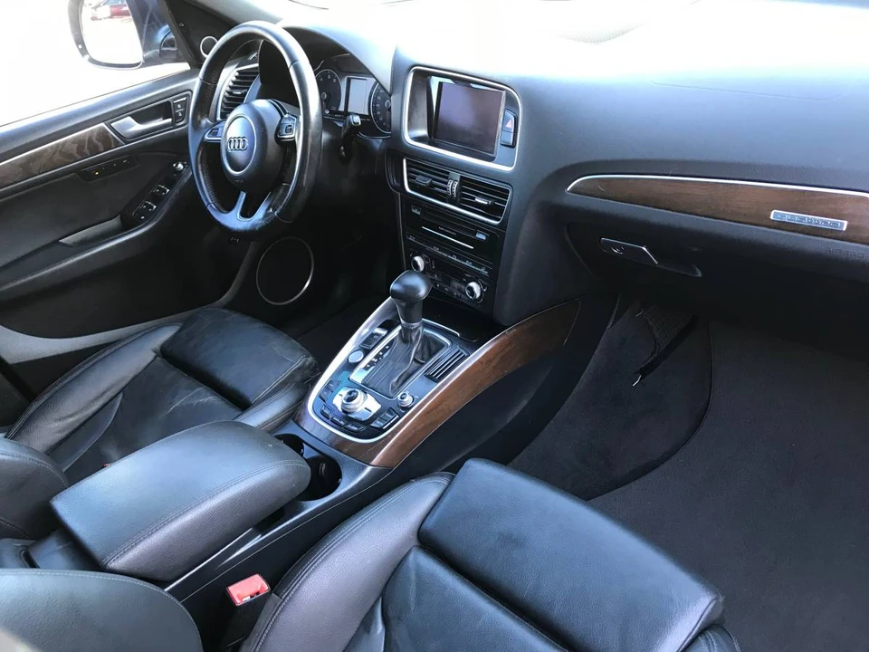 2015 Audi 8R Q5 - Image 8 of 19