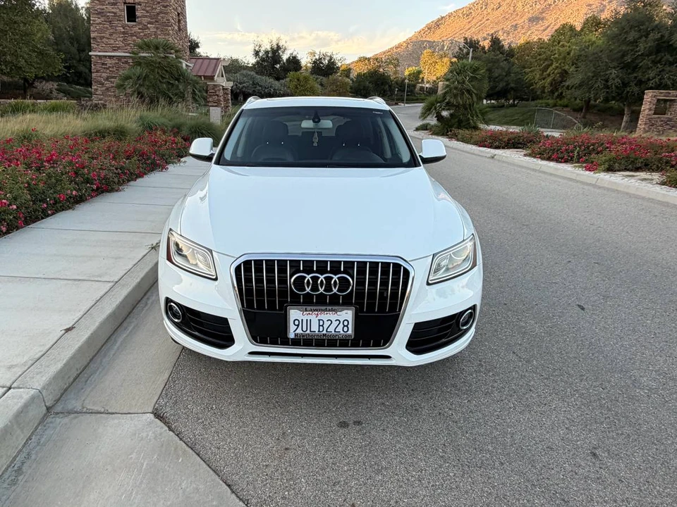 2015 Audi 8R Q5 - Image 2 of 14