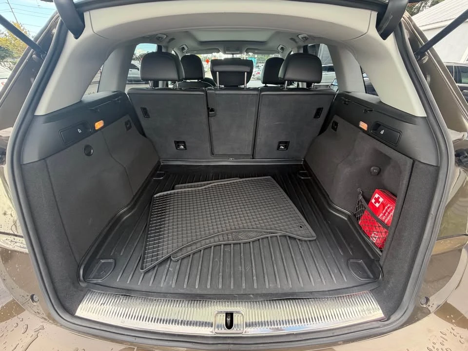 2015 Audi 8R Q5 - Image 9 of 15