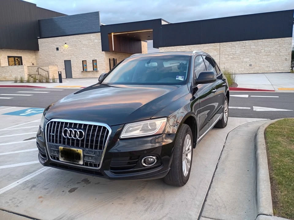 2015 Audi 8R Q5 - Image 2 of 10