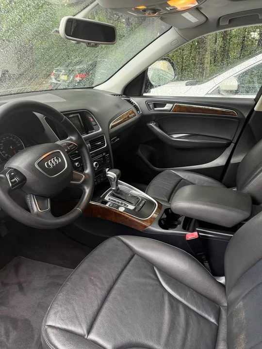 2015 Audi 8R Q5 - Image 8 of 15