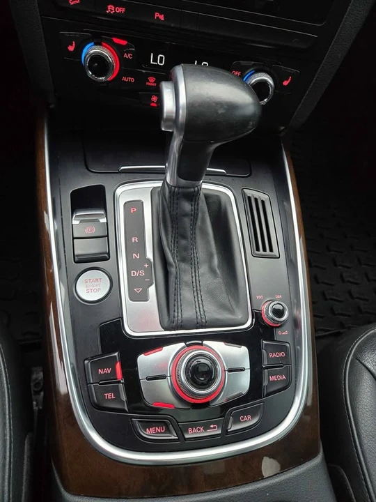 2015 Audi 8R Q5 - Image 10 of 16