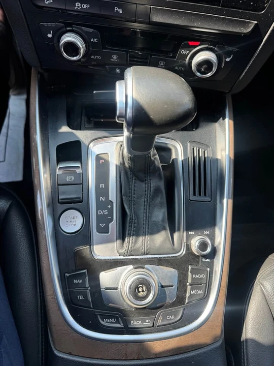 2015 Audi 8R Q5 - Image 10 of 12