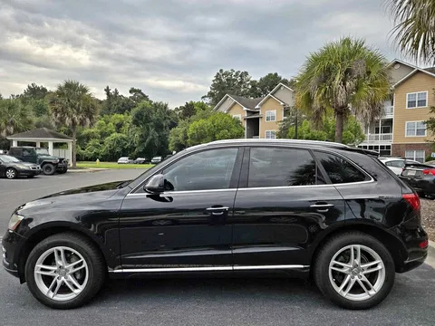 2015 Audi Q5 2.0T Premium Plus