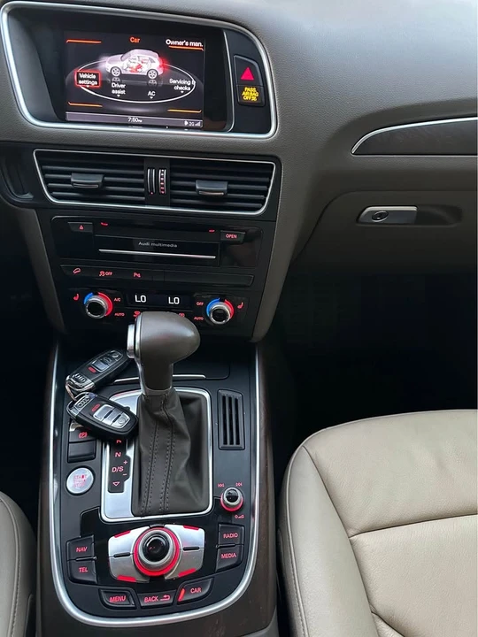 2015 Audi 8R Q5 - Image 9 of 12
