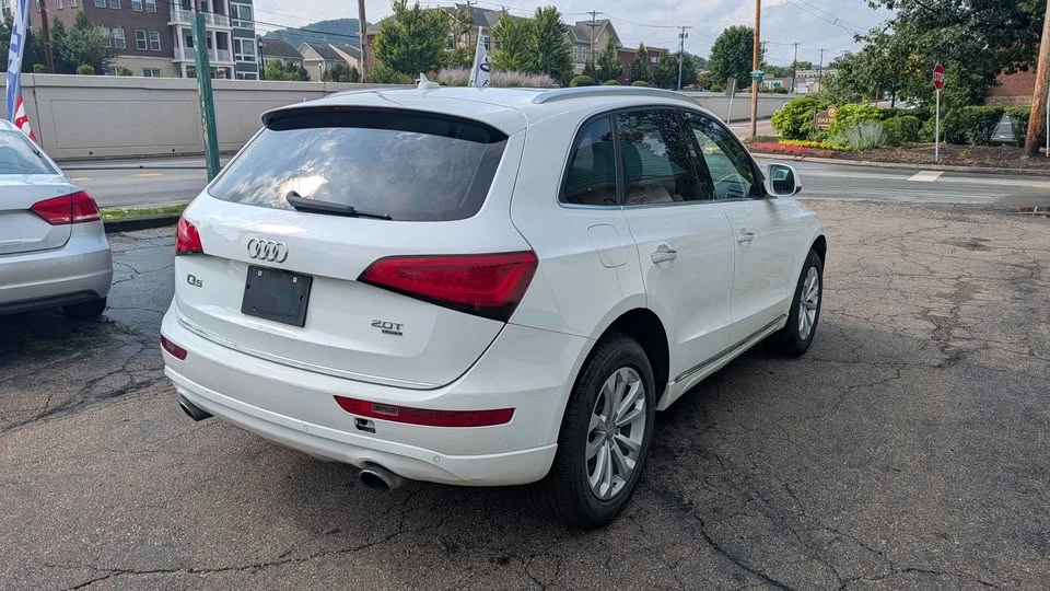 2015 Audi 8R Q5 - Image 2 of 7