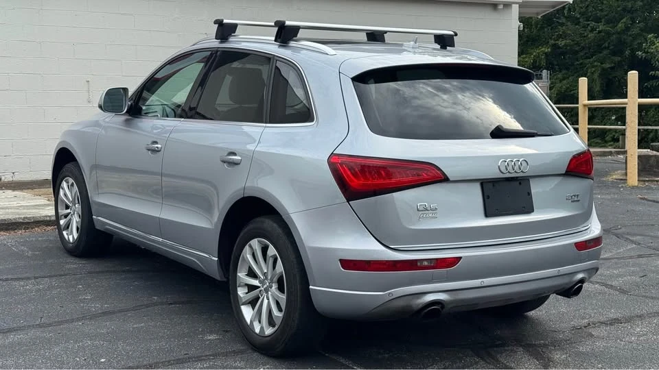 2015 Audi 8R Q5 - Image 2 of 20