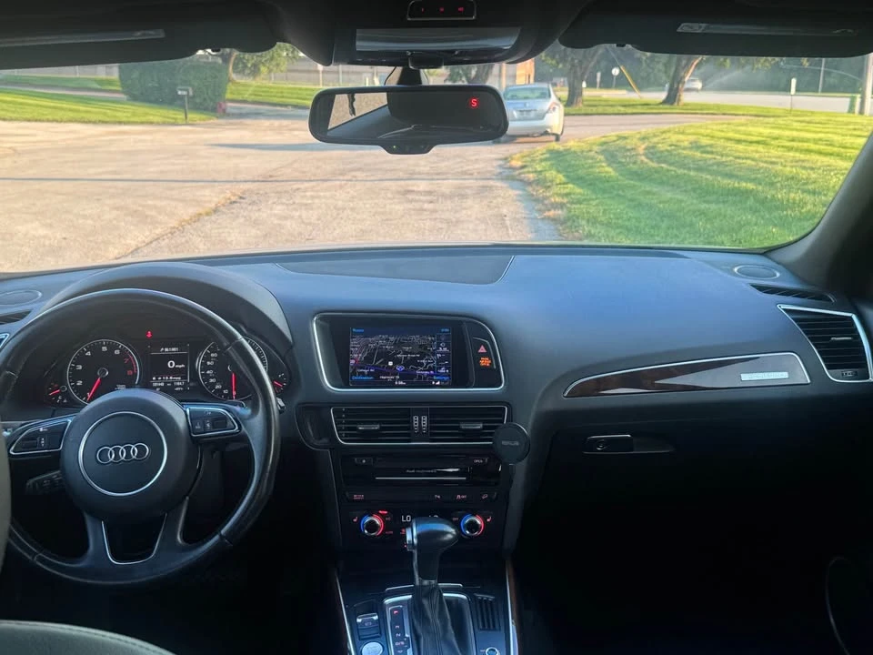 2015 Audi 8R Q5 - Image 10 of 14