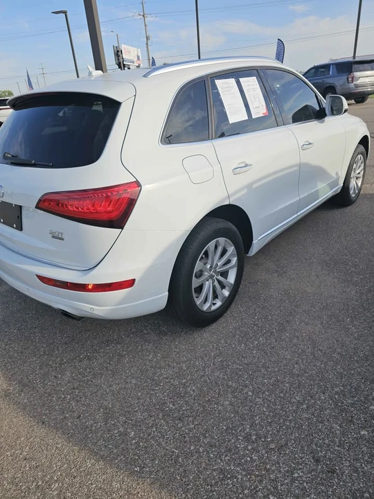 2015 Audi 8R Q5 - Image 2 of 3