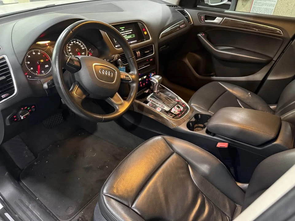 2015 Audi 8R Q5 - Image 11 of 16