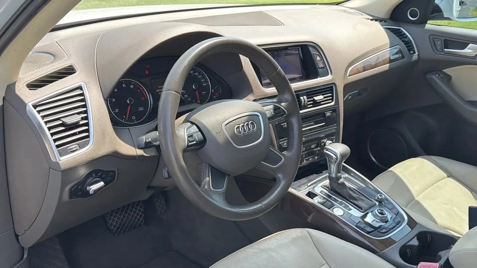 2015 Audi 8R Q5 - Image 8 of 10