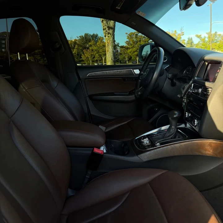 2015 Audi 8R Q5 - Image 10 of 13