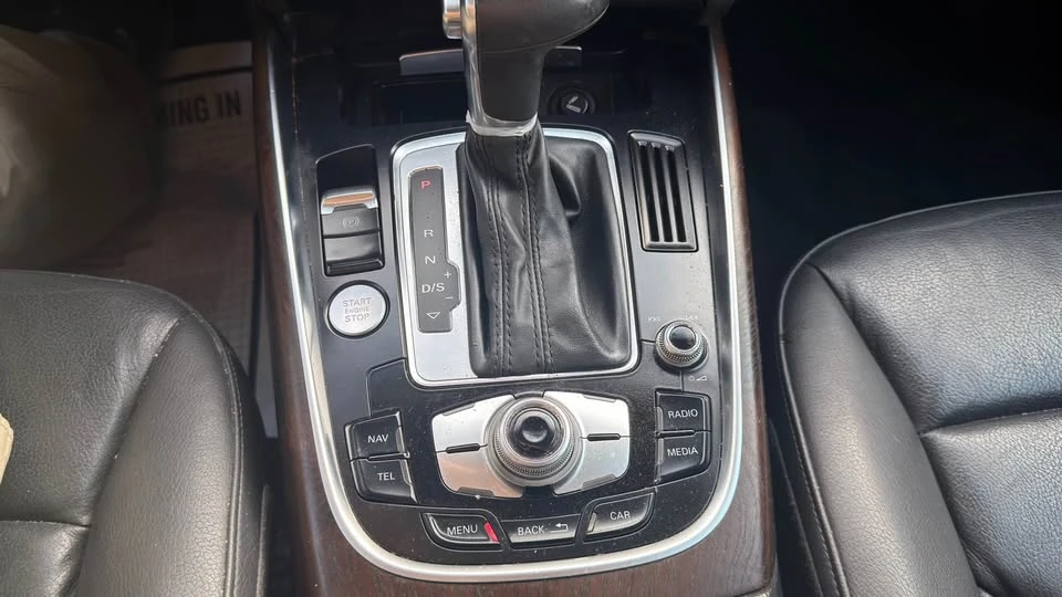 2015 Audi 8R Q5 - Image 9 of 20