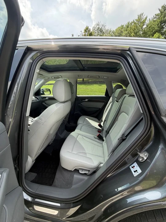 2015 Audi 8R Q5 - Image 10 of 14