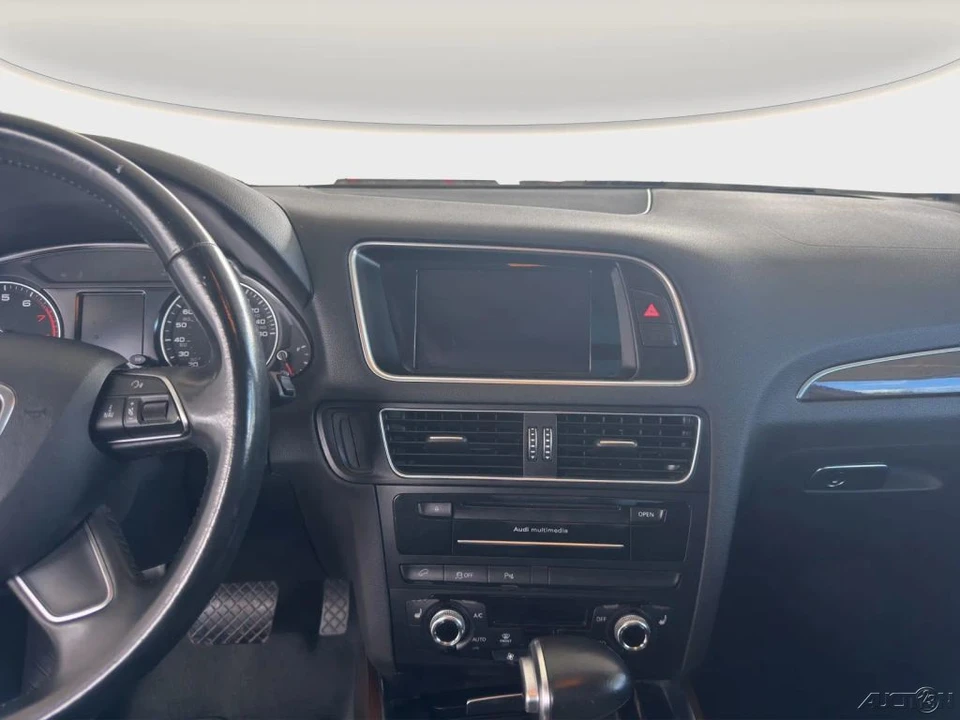 2015 Audi 8R Q5 - Image 16 of 24
